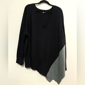 Asymmetrical Sweater - V Neck - 3x Plus Size Peyton Primrose Color Block